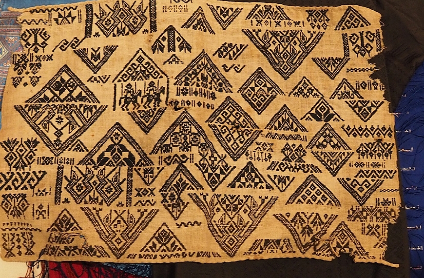 “ผ้าแส่ว” มรดกลายแทงจากรุ่นสู่รุ่น