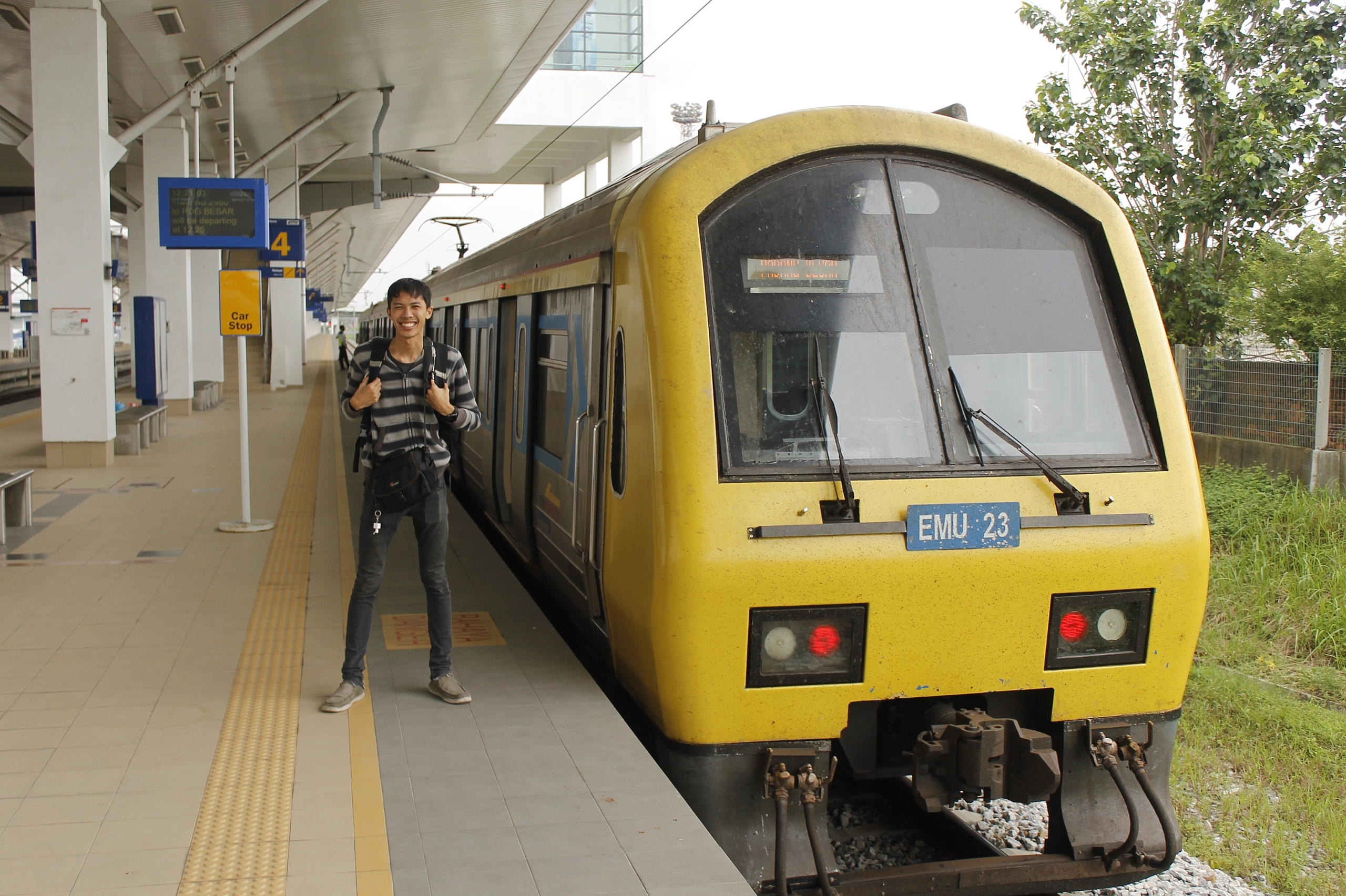 รถไฟคือชีวิต ของ วันวิสข์ เนียมปาน