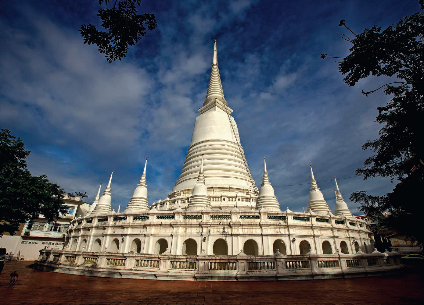 พระบรมธาตุมหาเจดีย์ ของดีวัดประยุรฯ