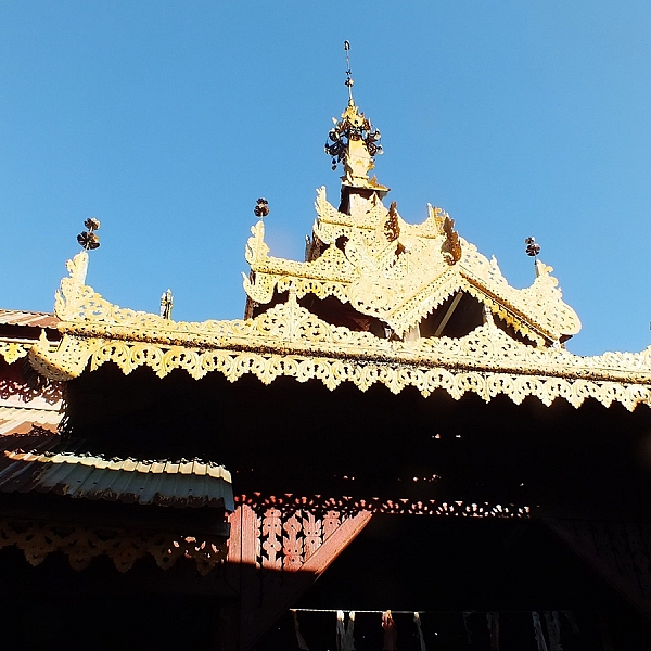 ตระการตาพระไสยาสน์เมืองสามหมอก