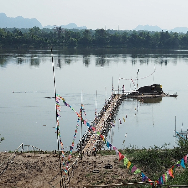อุรังคธาตุ-นิทานพเนจร