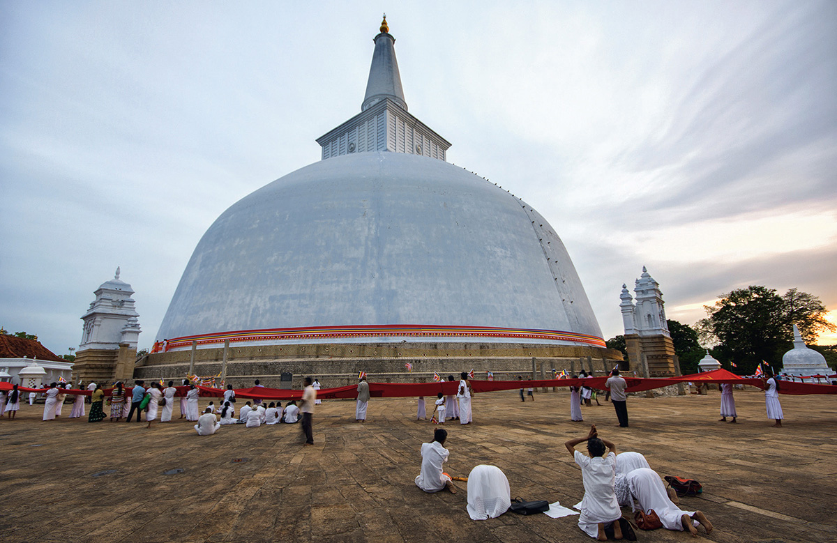 มหาสถูปรูปรอยสัมพันธ์ อนุราธปุระ นครศรีธรรมราช