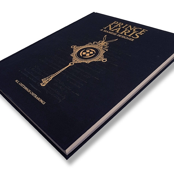 หนังสือรวมภาพฝีพระหัตถ์ออกแบบ ของนายช่างใหญ่แห่งสยาม สมเด็จพระเจ้าบรมวงศ์เธอ เจ้าฟ้ากรมพระยานริศรานุวัดติวงศ์