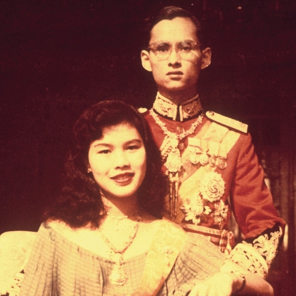 พระคู่ขวัญ … คู่พระบารมี