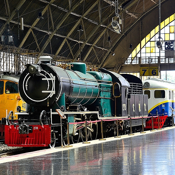 รถไฟโบราณ ปูชนียจักรกลแห่งกาลเวลา