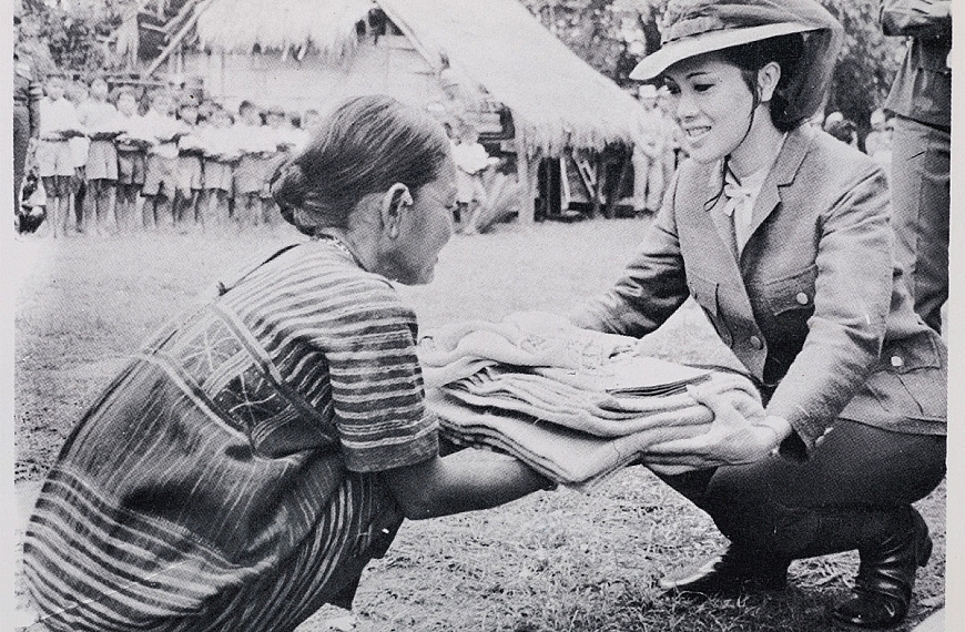 สมเด็จพระนางเจ้าสิริกิติ์ พระบรมราชินีนาถ พระบรมราชชนนีพันปีหลวง ในความทรงจำของทวยราษฎร์