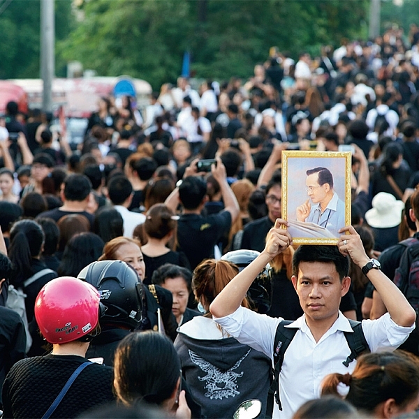 ถวายอาลัย พระบาทสมเด็จพระปรมินทรมหาภูมิพลอดุลยเดช