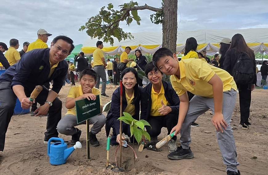 มูลนิธิผืนป่าในใจเรา และไทยเบฟ ร่วมปลูกป่าเฉลิมพระเกียรติพระบาทสมเด็จพระเจ้าอยู่หัว