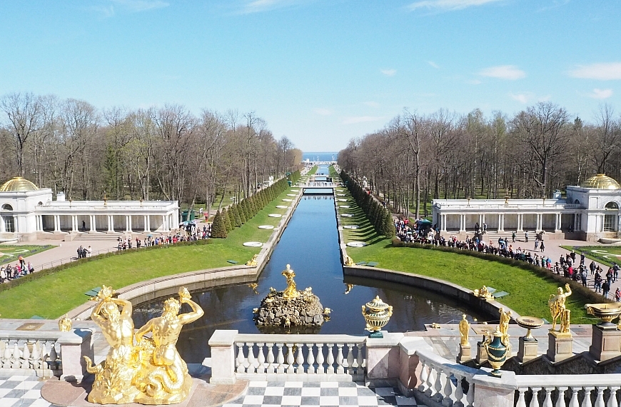 พระราชวังเปโตรวาเลส…ราชินีแห่งยุโรปเหนือ