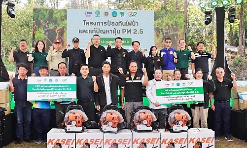 ลำพูน มุ่งแก้ปัญหาที่ต้นเหตุ สานพลังรัฐ–ชุมชน–เอกชน ป้องกันไฟป่า ลดฝุ่น PM 2.5 อย่างยั่งยืน