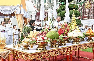 สมเด็จพระกนิษฐาธิราชเจ้า กรมสมเด็จพระเทพรัตนราชสุดาฯ สยามบรมราชกุมารี เสด็จฯ ทรงเป็นองค์ประธานในพิธีบวงสรวงพระปรางค์วัดอรุณฯ เนื่องในโอกาสครบรอบ 80 ปี ไทยกรุ๊ป โฮลดิ้งส์