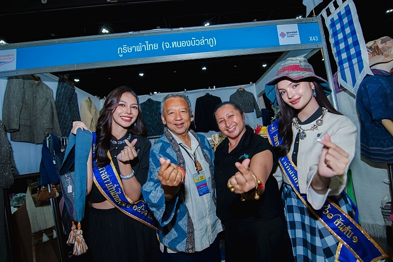 “บูทเศรษฐกิจฐานราก” ปลุกพลัง OTOP ไทย&hellip;